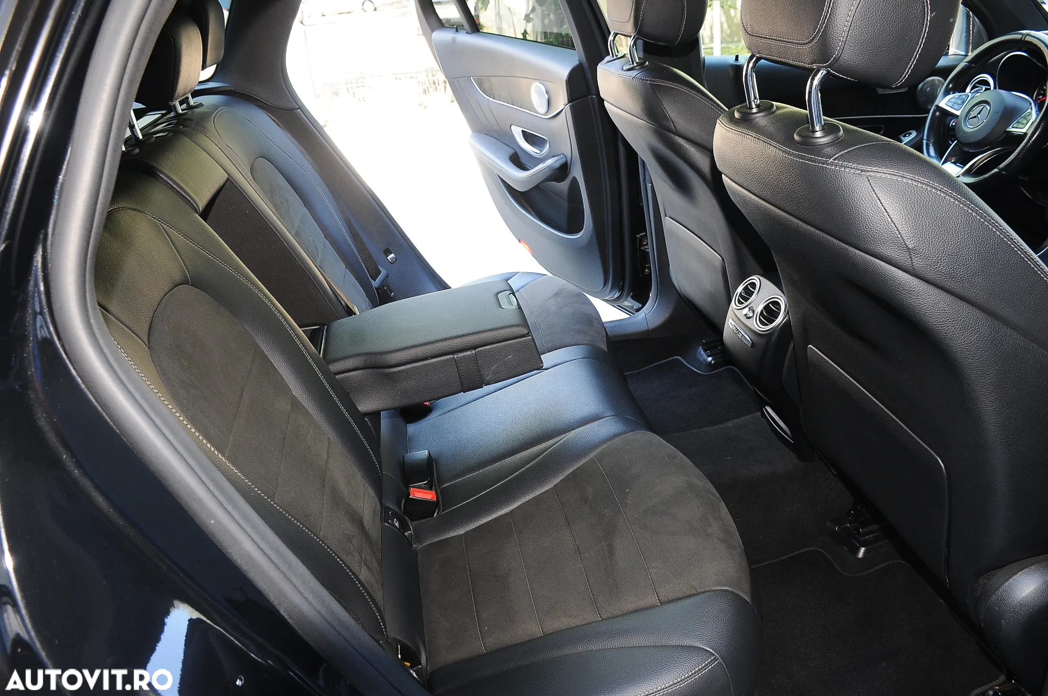 Mercedes-Benz GLC 220 d 4MATIC - 16