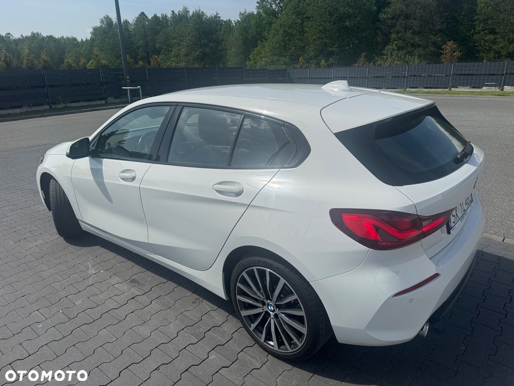 BMW Seria 1 118d Sport Line - 4
