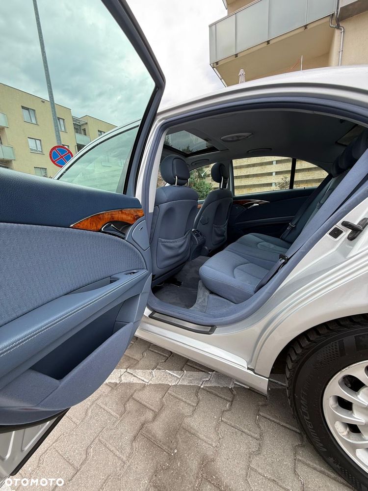 Mercedes-Benz Klasa E 200 Kompressor Elegance - 28