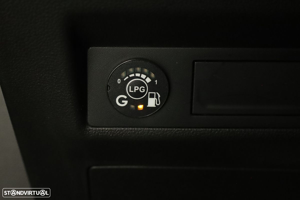 Renault Captur 1.0 TCe Techno Bi-Fuel - 21