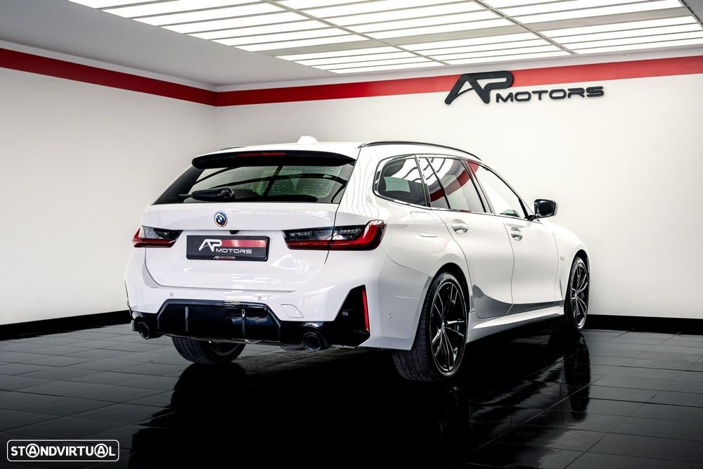 BMW 330 e Pack Desportivo M Auto - 8