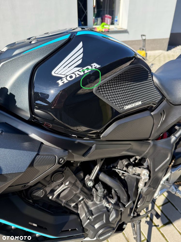 Honda CBR - 19