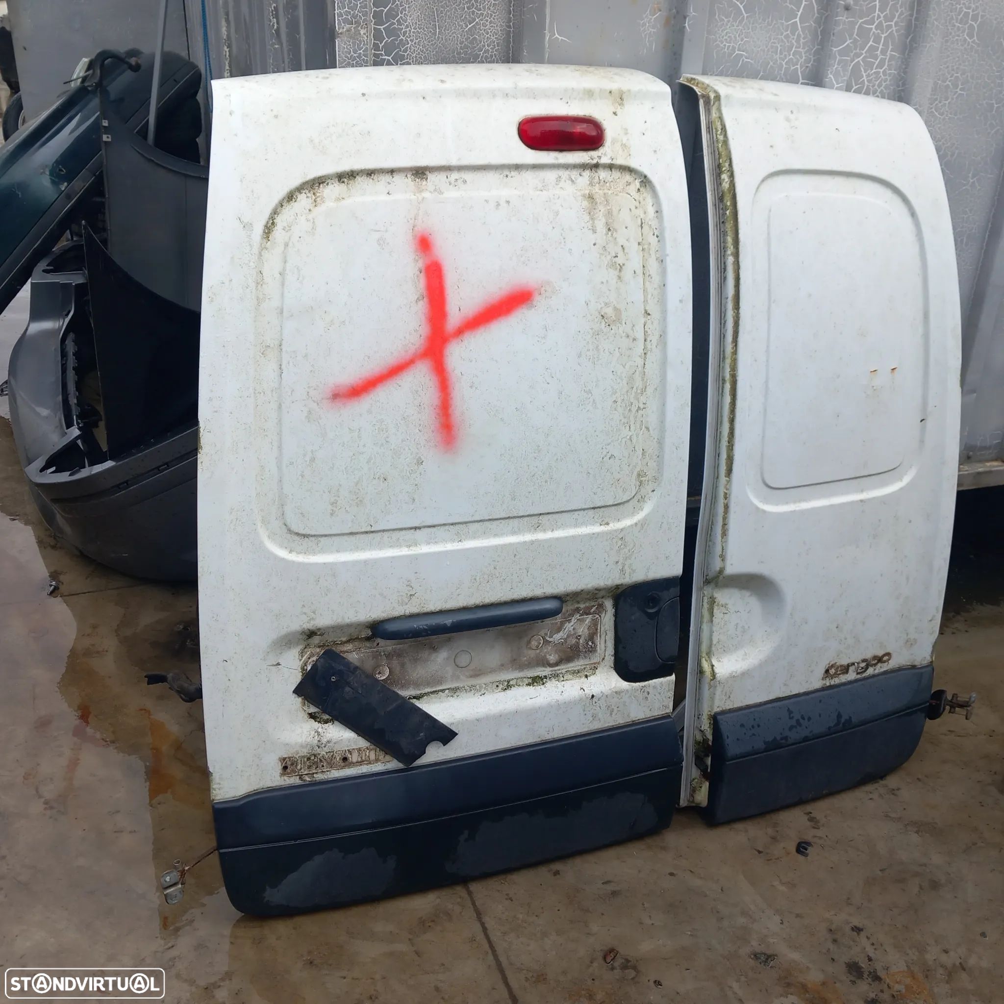Conjunto 2 portas renault kangoo ano 2005 - 1