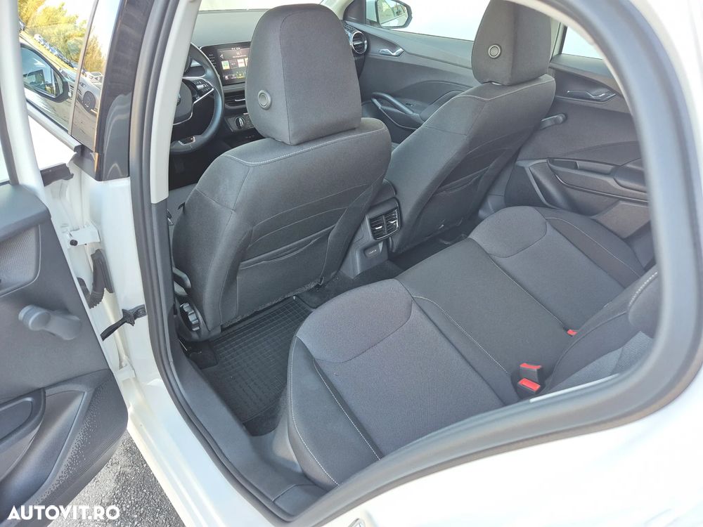 Skoda Fabia 1.0 TSI 95 CP Ambition - 11