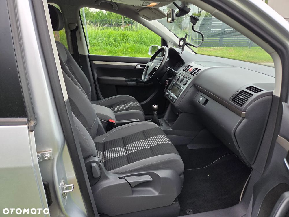 Volkswagen Touran 1.6 United - 10