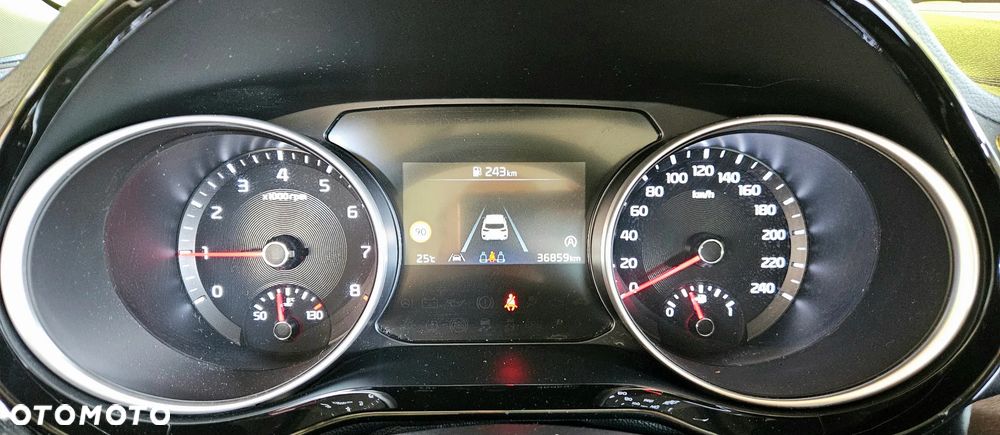 Kia Ceed - 30
