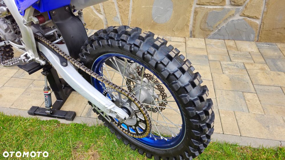 Yamaha YZ - 6