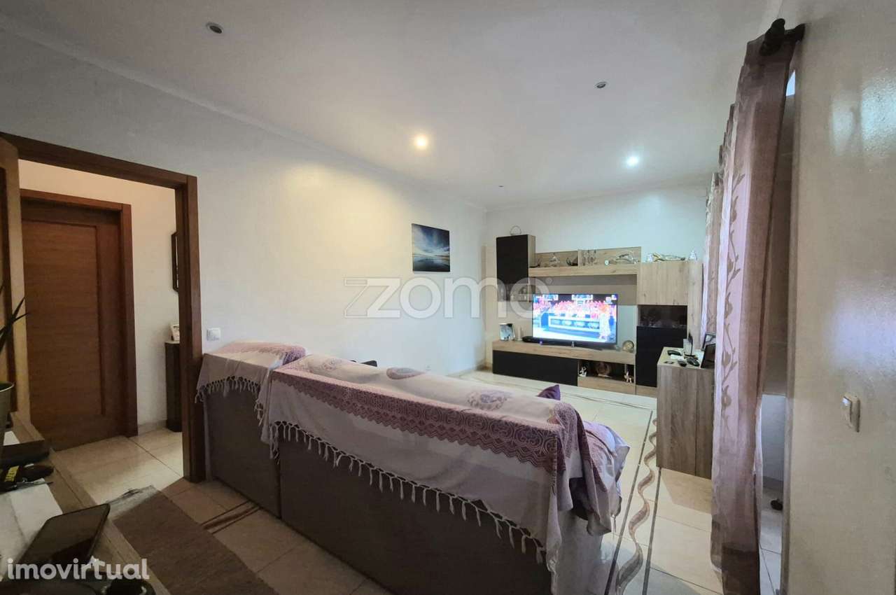 Moradia T3 em Lisboa - junto ao palácio de Queluz - Grande imagem: 4/19