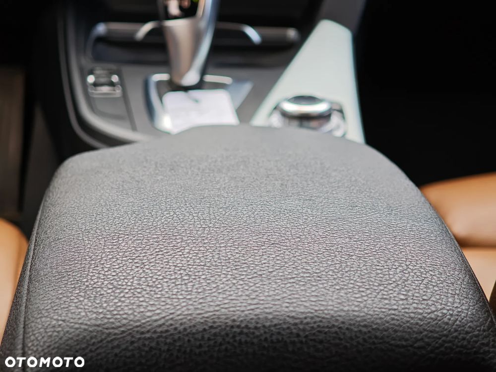 BMW Seria 4 420d Sport-Aut Sport Line - 19
