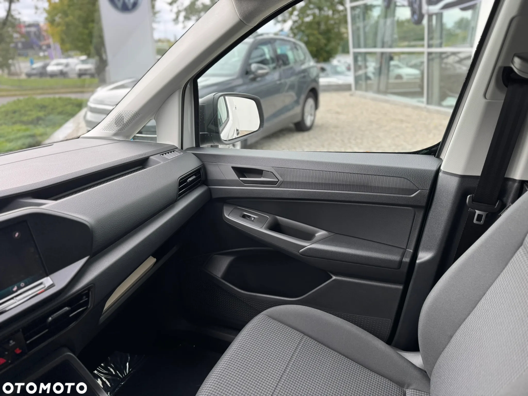 Volkswagen Caddy Maxi Cargo - 25