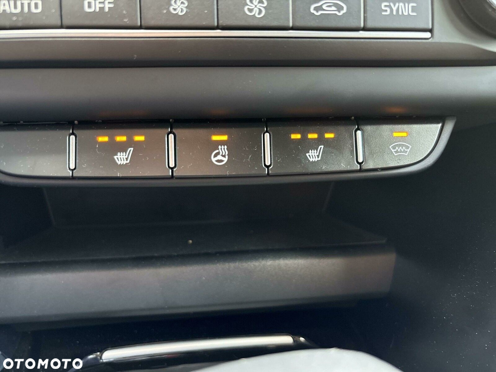 Kia Ceed 1.5 T-GDI L DCT - 27