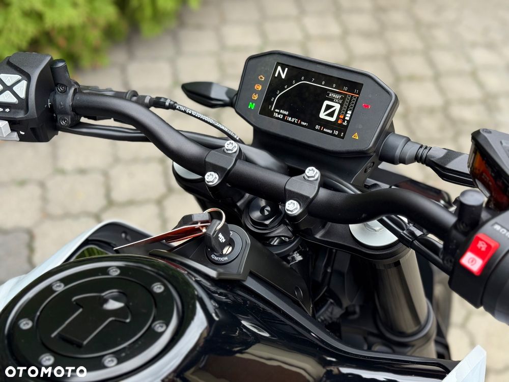 KTM Duke - 23