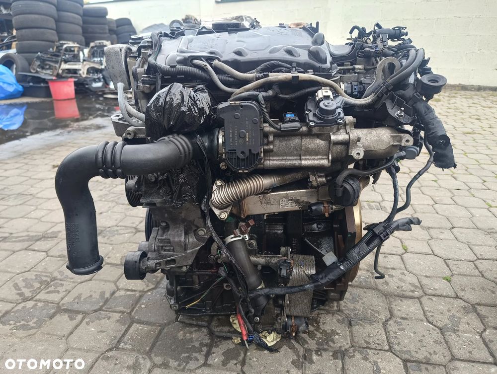 Silnik goły słupek Renault Koleos 2.0DCI M9RE809 8200925105