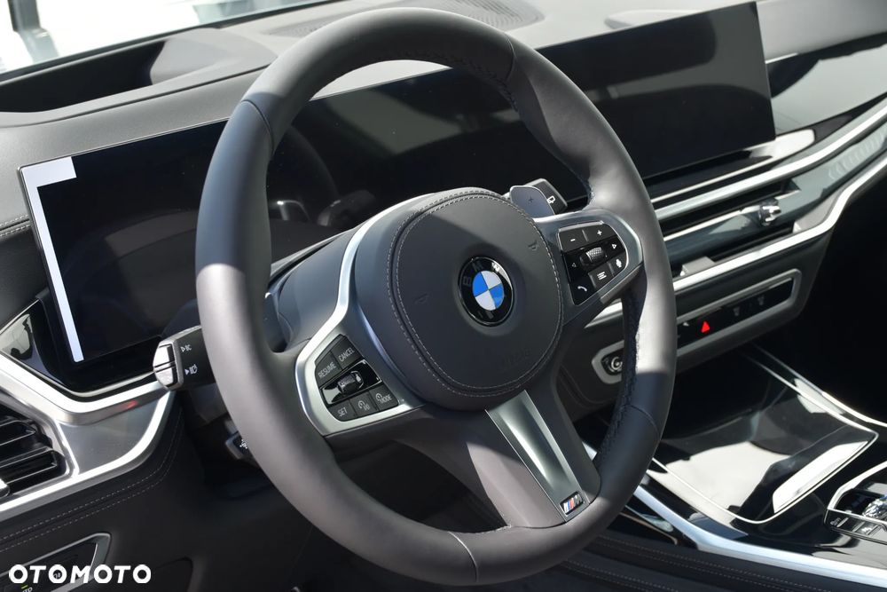 BMW X7 xDrive40d mHEV Individual Edition sport - 18