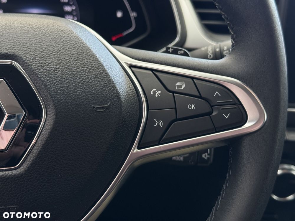 Renault Captur - 23
