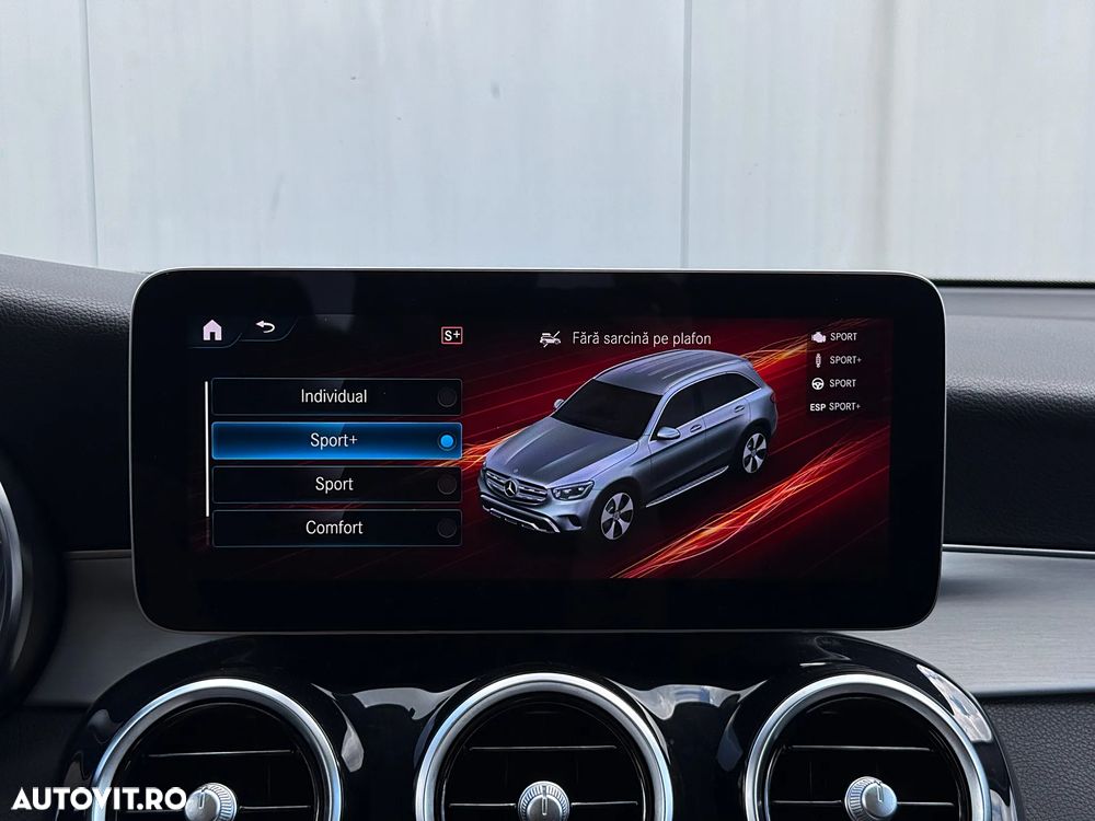 Mercedes-Benz GLC 220 d 4MATIC 9G-TRONIC AMG Line Plus - 31
