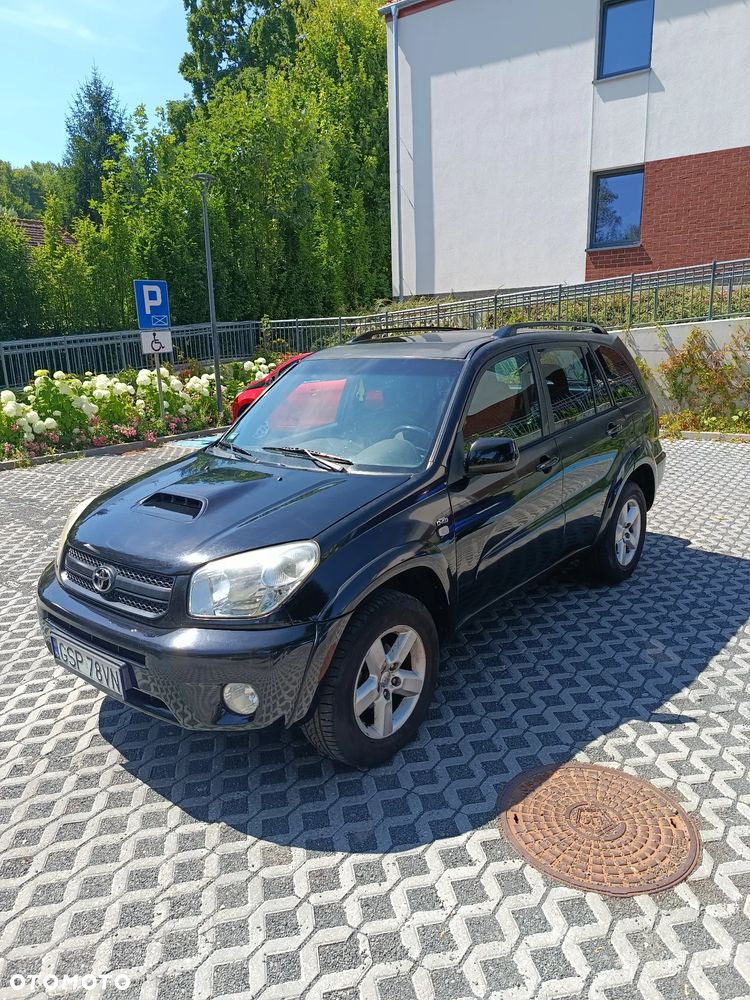 Toyota RAV4 2.0 D-4D Luna - 2