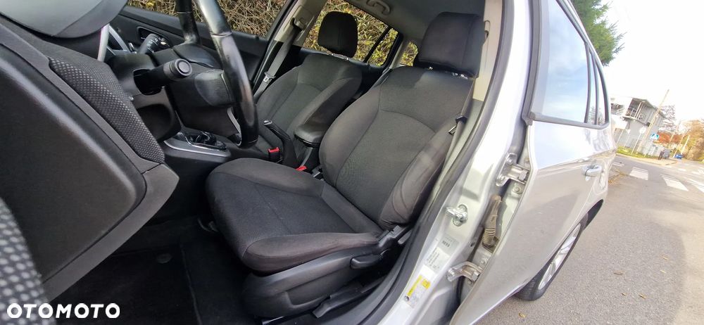 Chevrolet Cruze 1.6 LS - 8