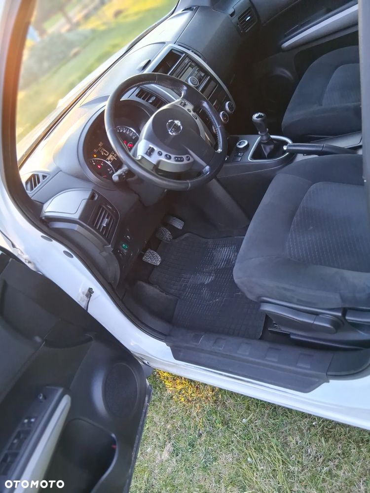 Nissan X-Trail 2.0 dCi SE - 10