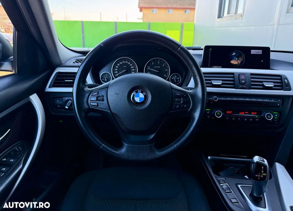 BMW Seria 3 320d Aut. - 8