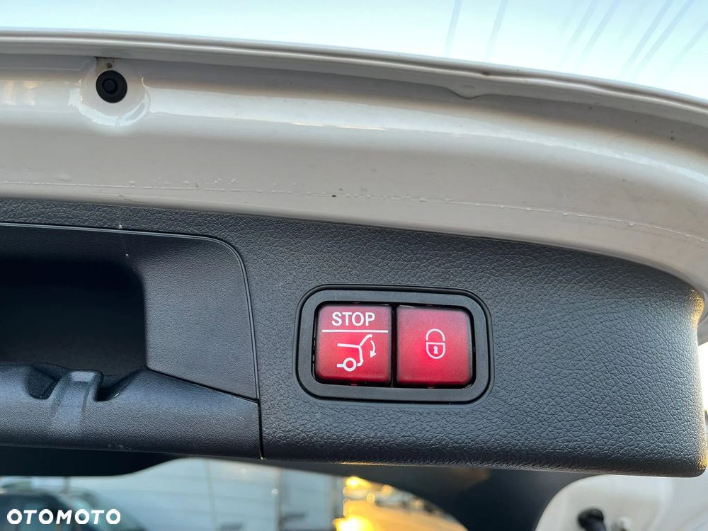 Mercedes-Benz EQA - 36