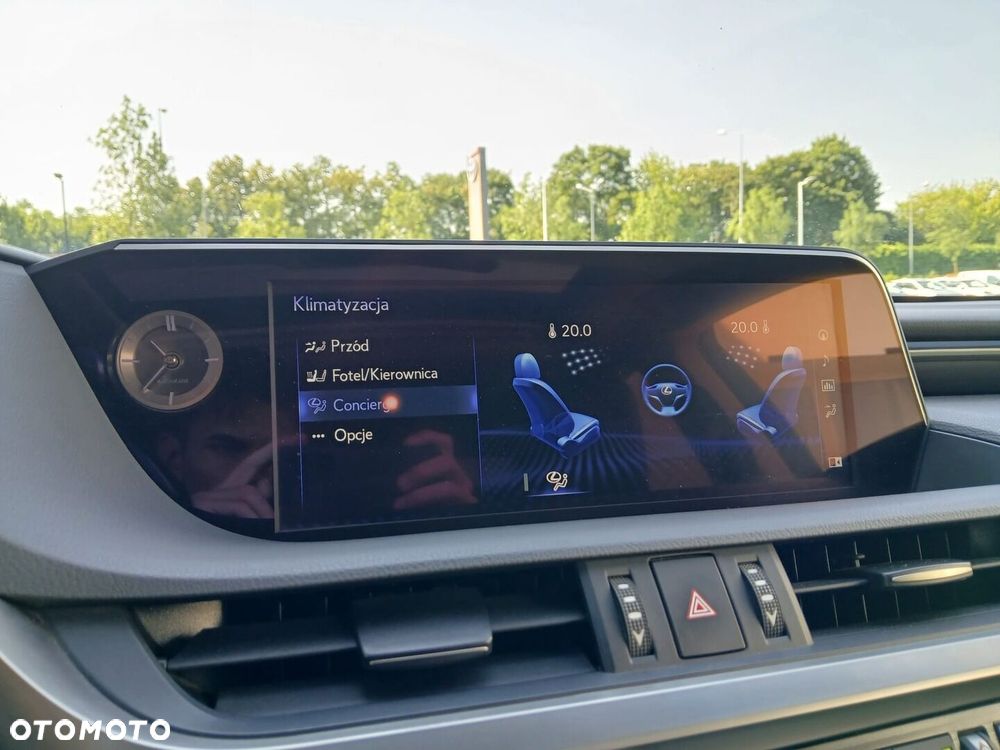 Lexus ES - 21