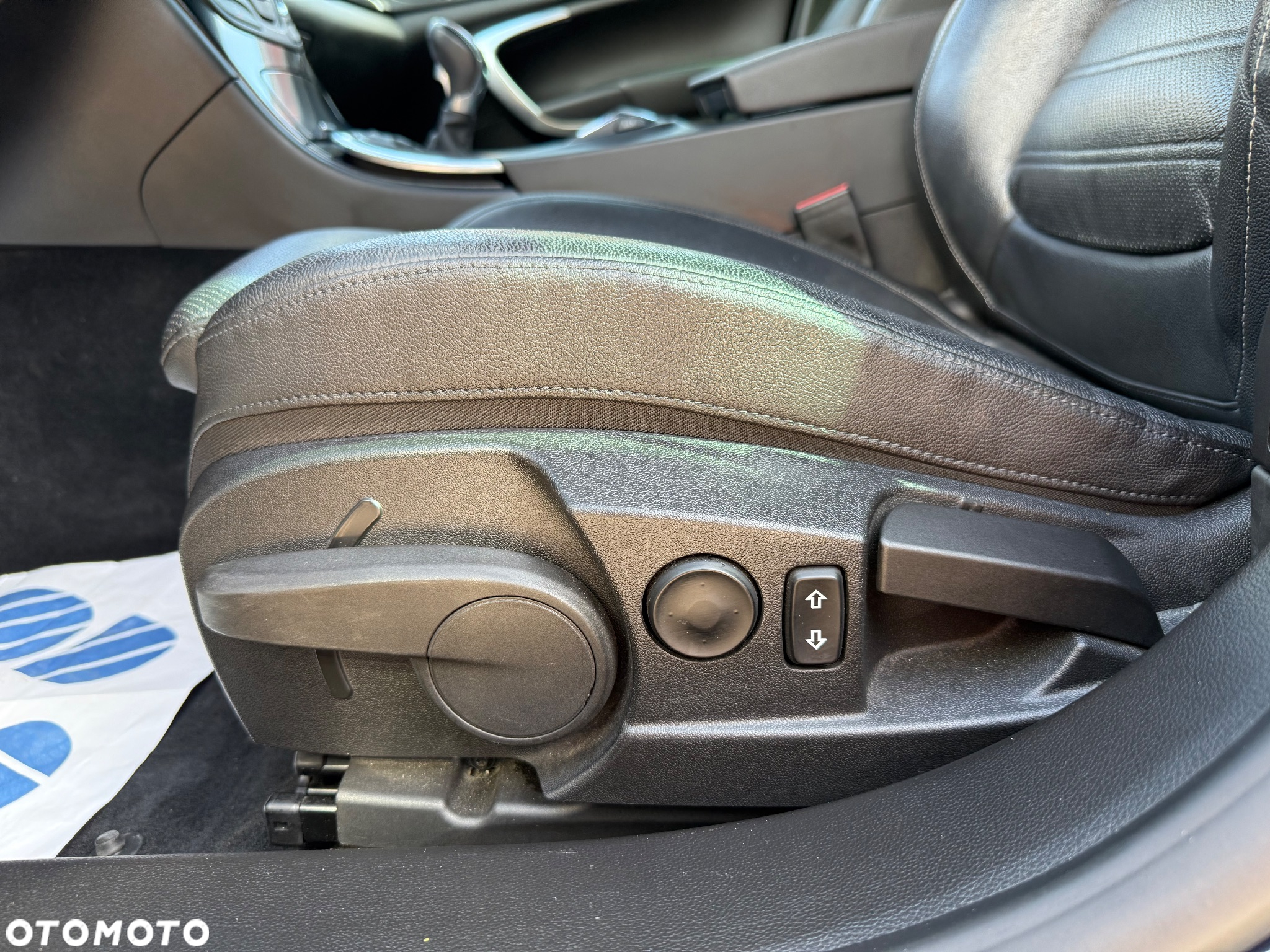 Opel Insignia - 16