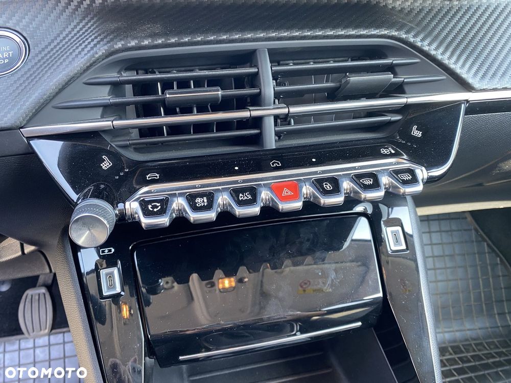 Peugeot 208 1.2 PureTech Allure S&S - 14