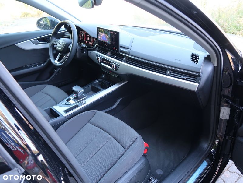 Audi A4 Limousine 35 TFSI mHEV Advanced S tronic - 13