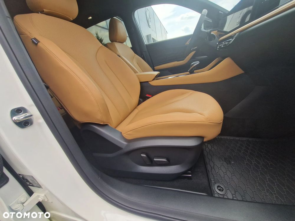 MG HS PHEV 1.5T Exclusive - 9