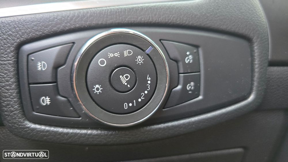Ford S-Max 2.0 TDCi Titanium - 11