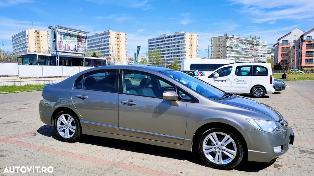 Honda Civic 1.3 - 5