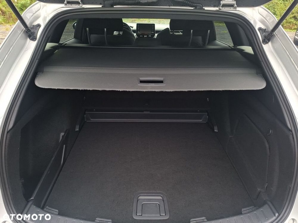 Toyota Corolla 2.0 Hybrid Comfort - 11