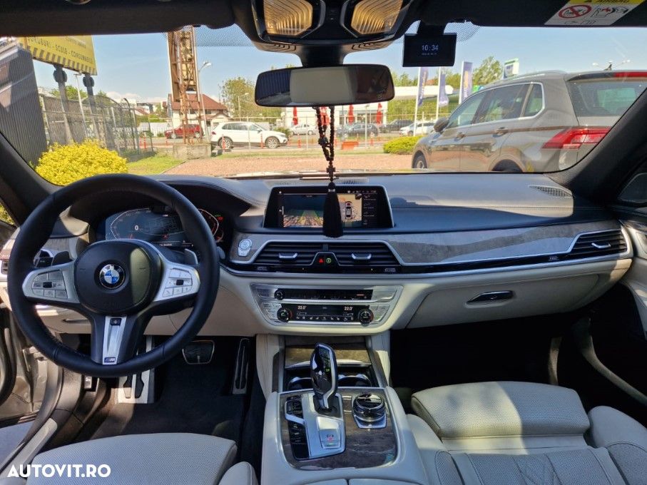 BMW Seria 7 730Ld xDrive - 23