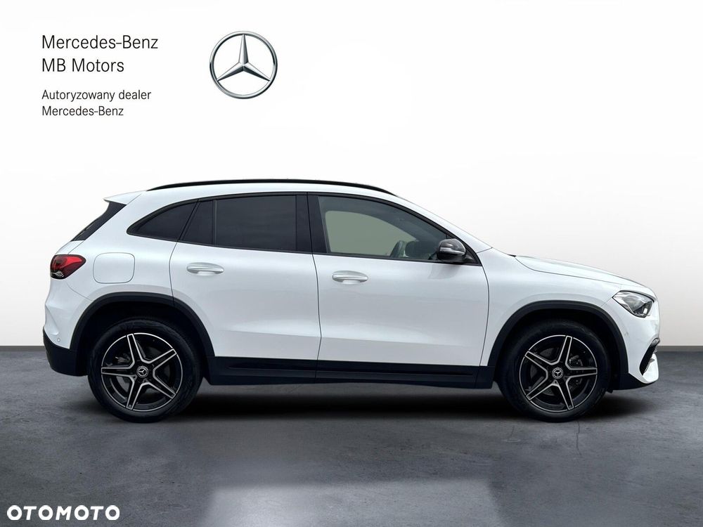 Mercedes-Benz GLA - 7