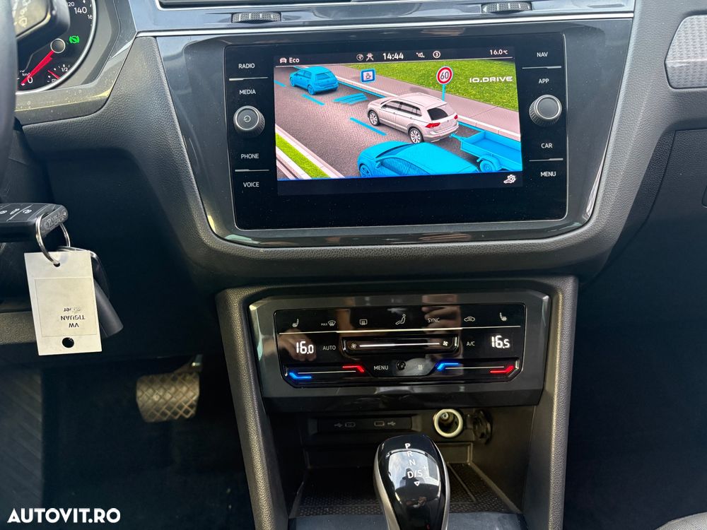 Volkswagen Tiguan 2.0 TDI SCR DSG 4Motion Life - 23