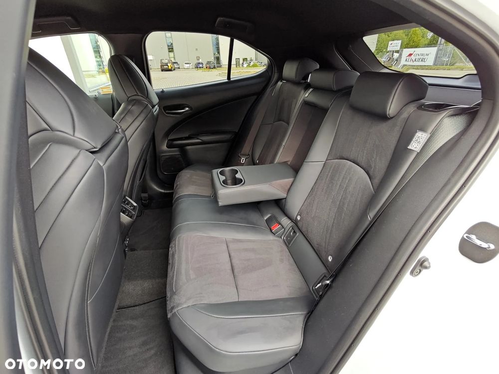 Lexus UX 250h GPF F Sport Edition 2WD - 12