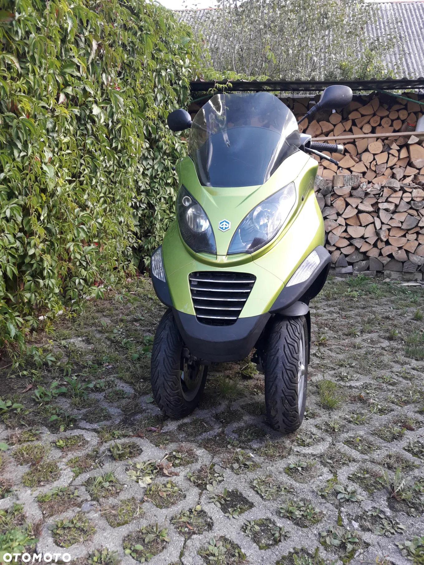 Piaggio MP-3 - 6