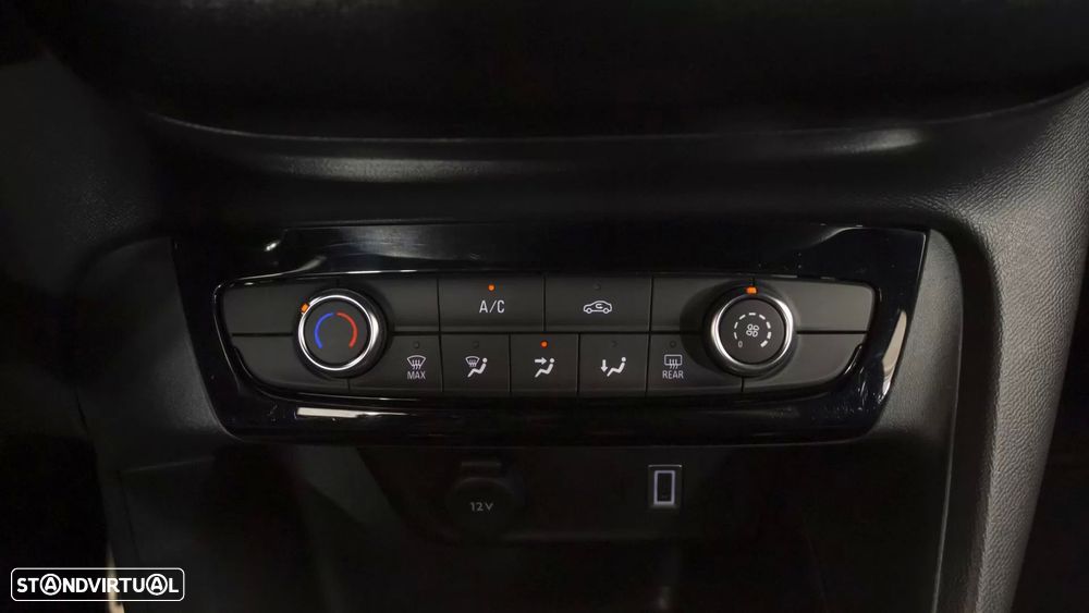 Opel Corsa 1.2 T Hybrid EdCT - 33