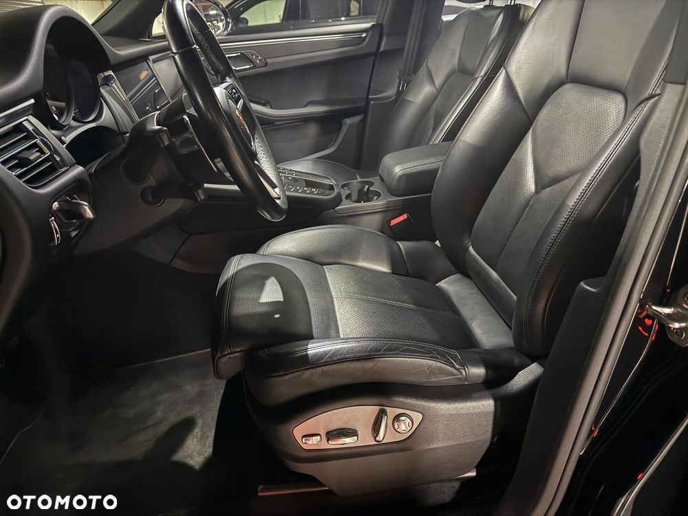 Porsche Macan Standard - 8