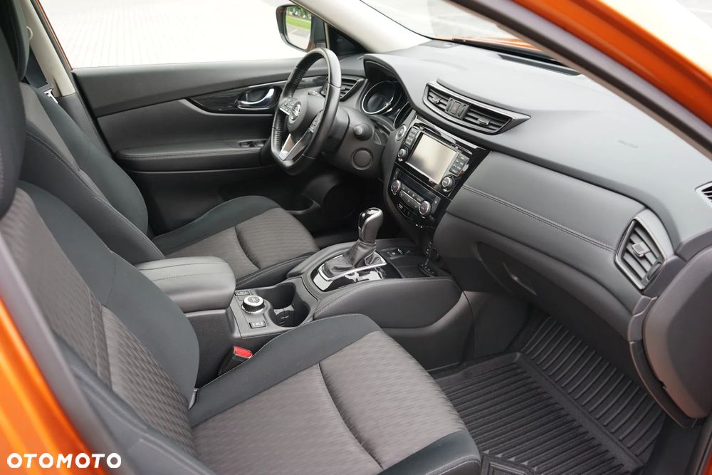 Nissan X-Trail 1.7 dCi ALL-MODE 4x4i Xtronic N-Connecta - 23