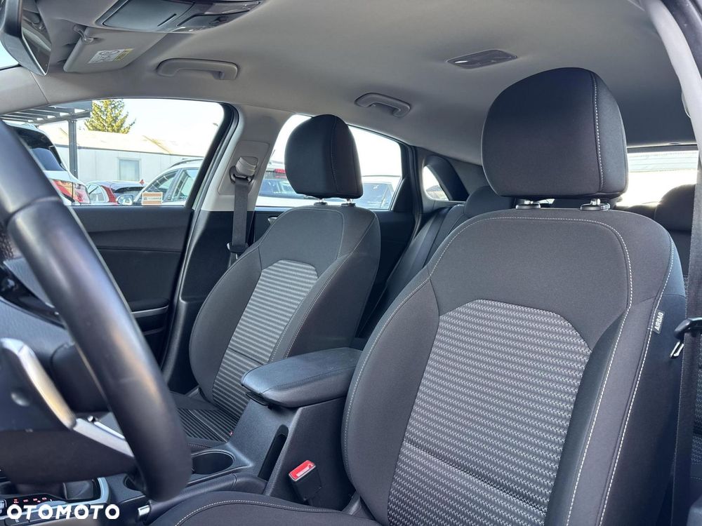 Kia Ceed 1.5 T-GDI M DCT - 11