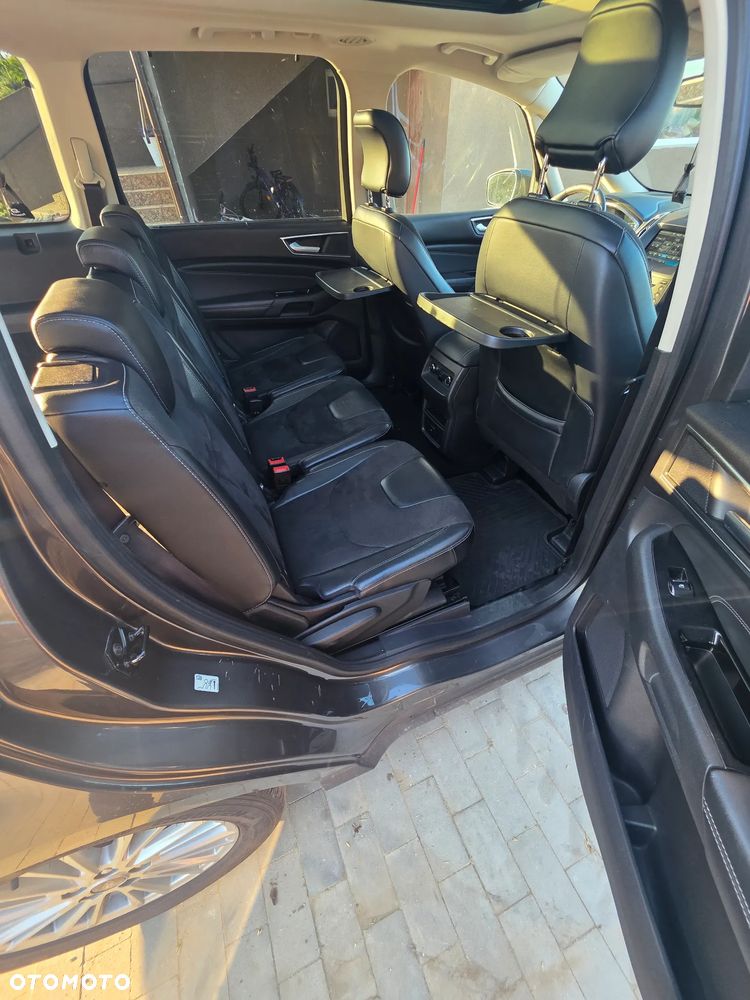 Ford Galaxy - 14