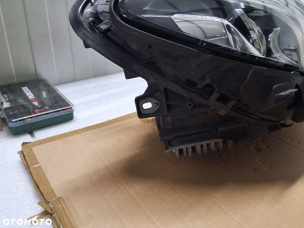 MERCEDES B-KLASA W246 PRAWA LAMPA LED PERFORMANCE KOMPLETNA Z PRZETFORNICĄ LIFT A2469065401 - 6