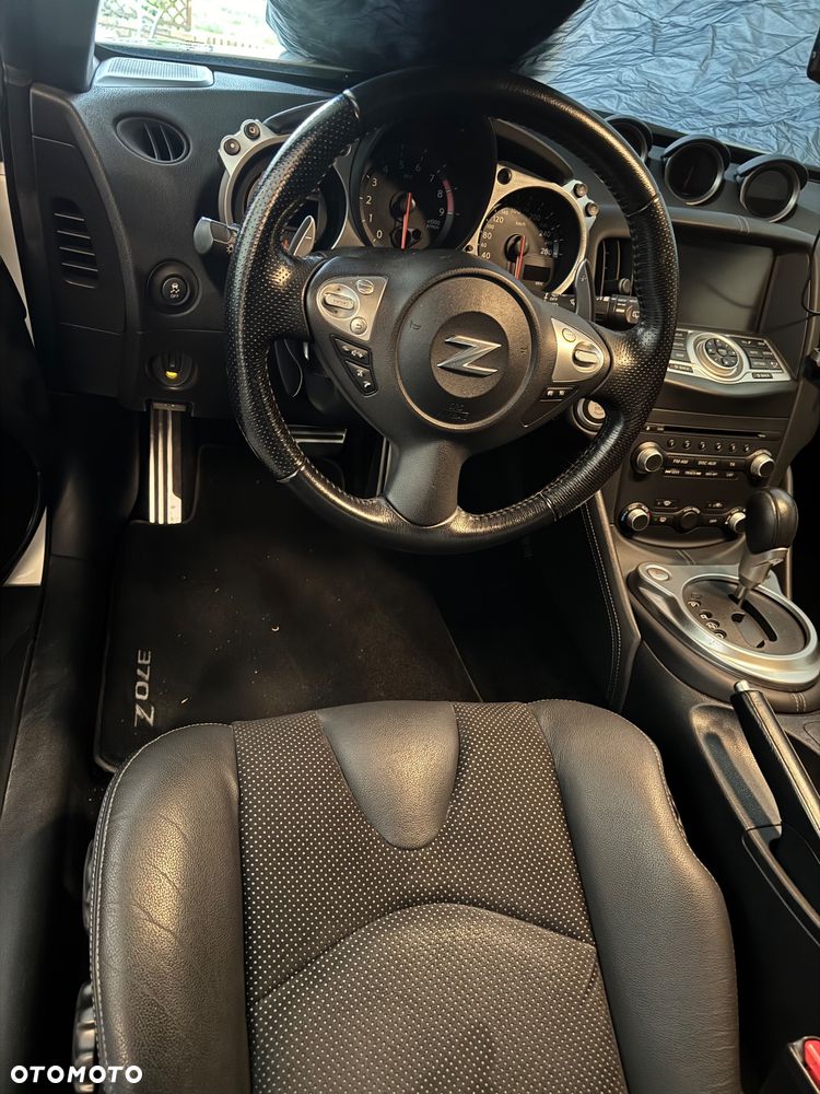 Nissan 370 Z 3.7 V6 Platinum - 12