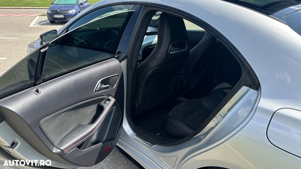 Mercedes-Benz CLA 200 d 4Matic 7G-DCT AMG Line - 18