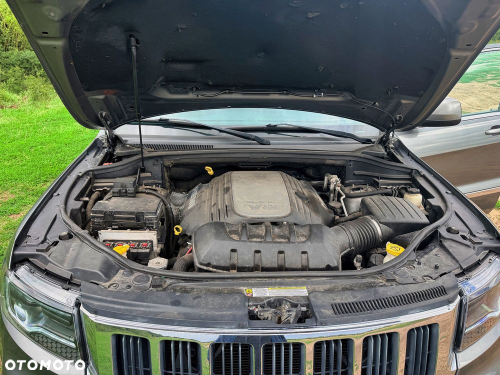 Jeep Grand Cherokee - 23