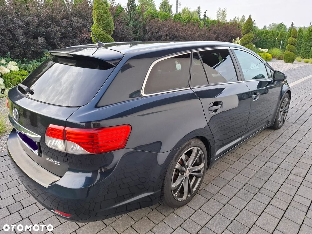 Toyota Avensis 1.8 Life - 4