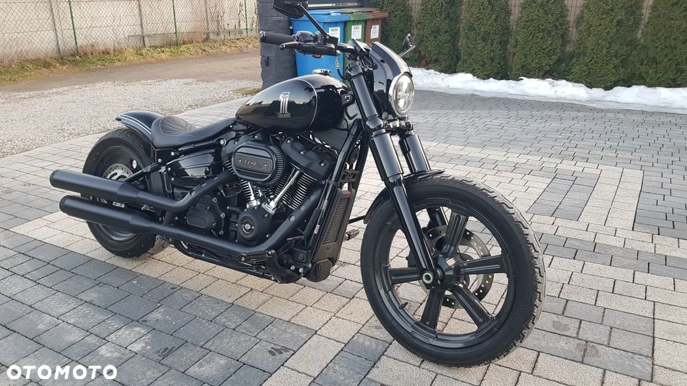 Harley-Davidson Softail Street Bob - 2
