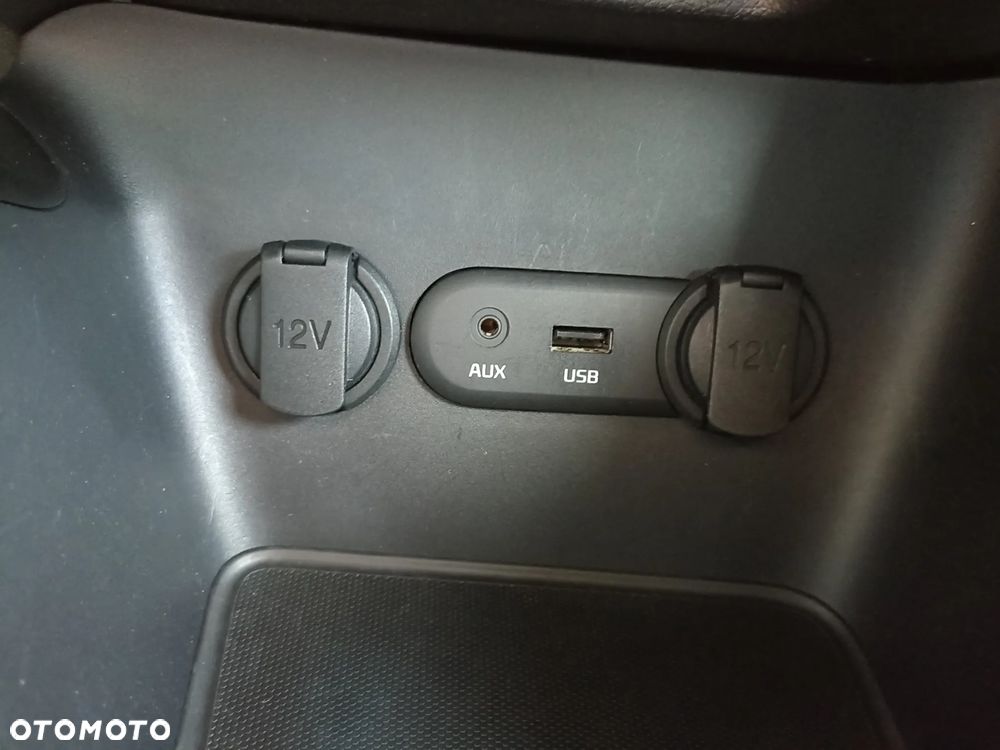 Kia Ceed - 26